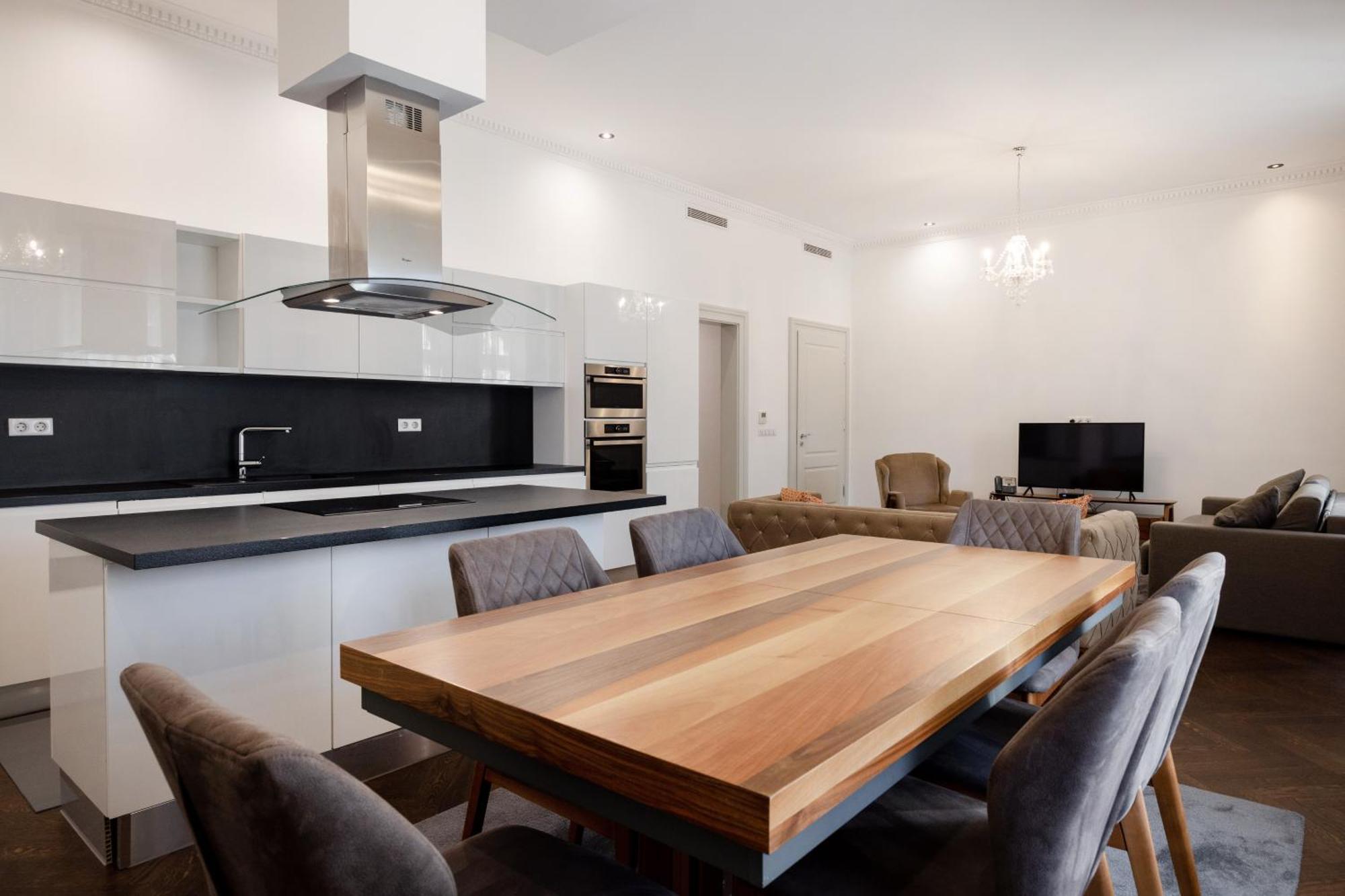 Zoya Luxury Residence Budapeste Exterior foto A modern kitchen